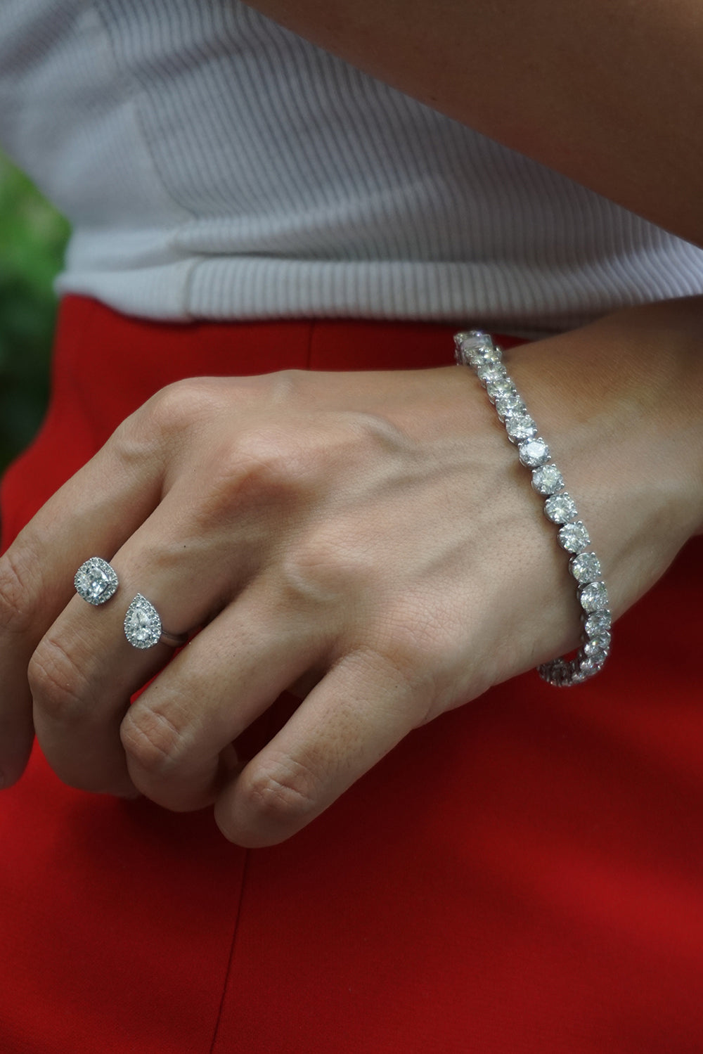 #Color_White Gold